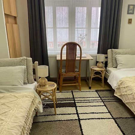 Lennon Apartman Vinkovce Kültér fotó